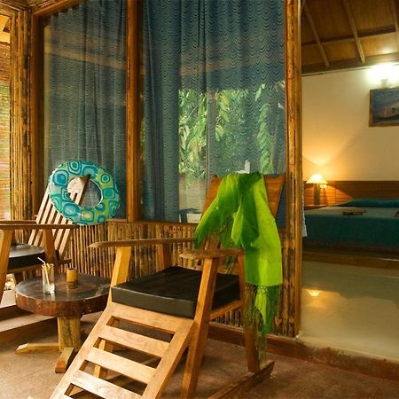 Wild Orchid Hotel Kala Pathar Beach ภายนอก รูปภาพ