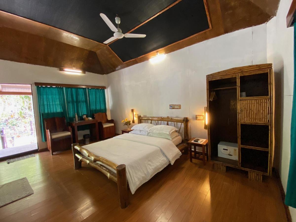 Wild Orchid Hotel Kala Pathar Beach ภายนอก รูปภาพ