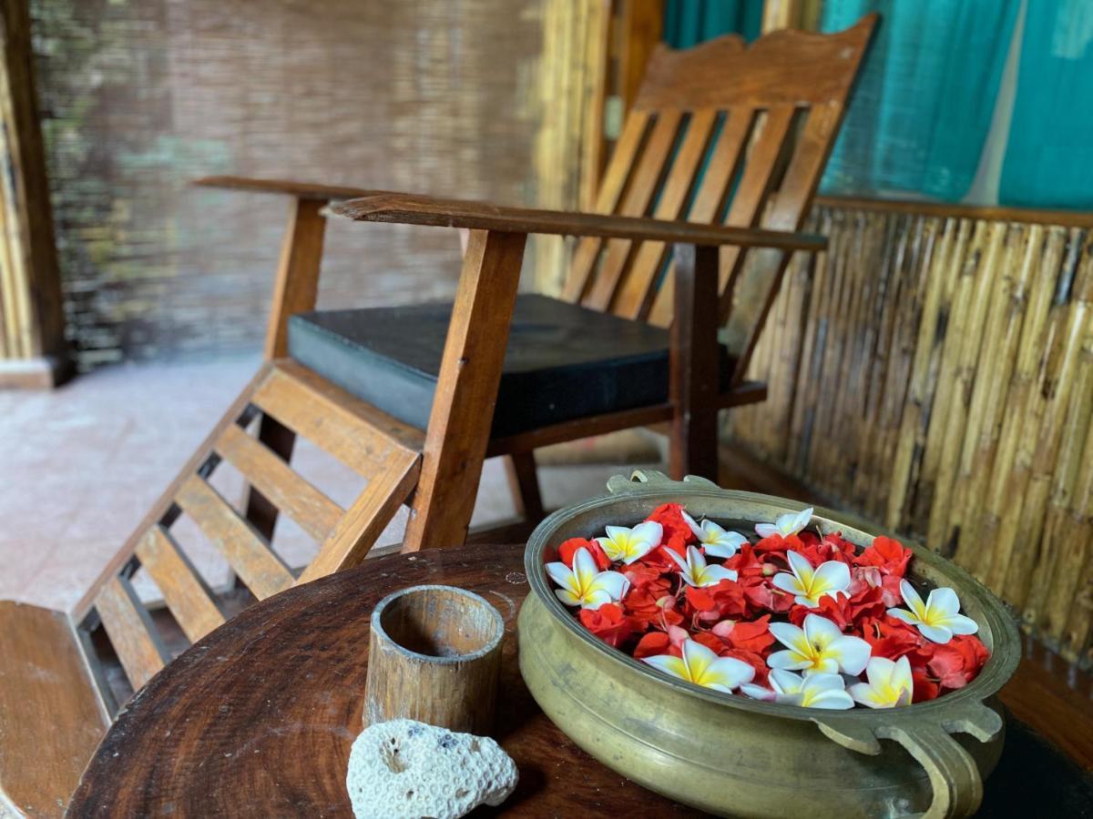 Wild Orchid Hotel Kala Pathar Beach ภายนอก รูปภาพ