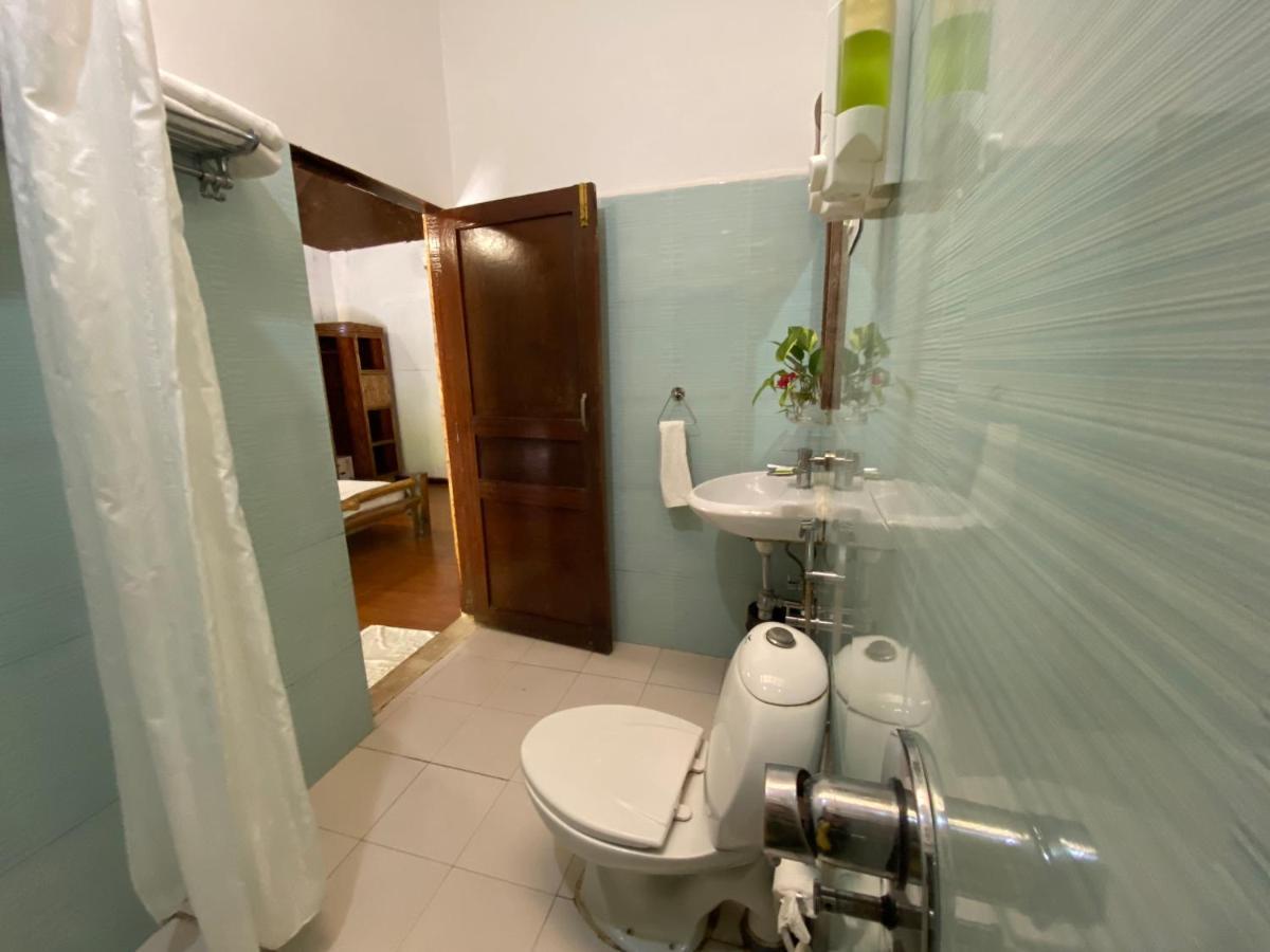 Wild Orchid Hotel Kala Pathar Beach ภายนอก รูปภาพ